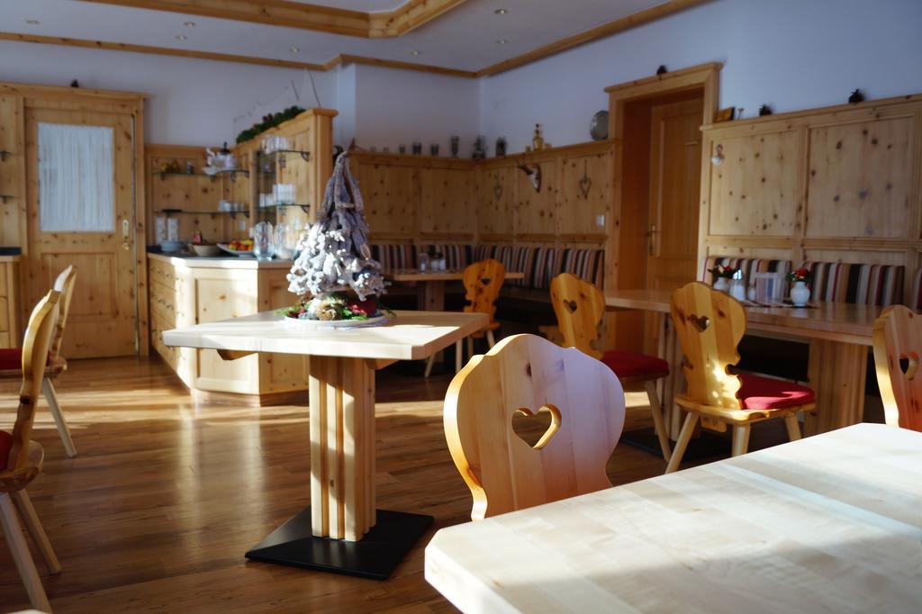 Landhaus St. Georg Bed & Breakfast Saalbach-Hinterglemm Bagian luar foto